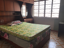 Sennett Estate (D13), Terrace #247635501